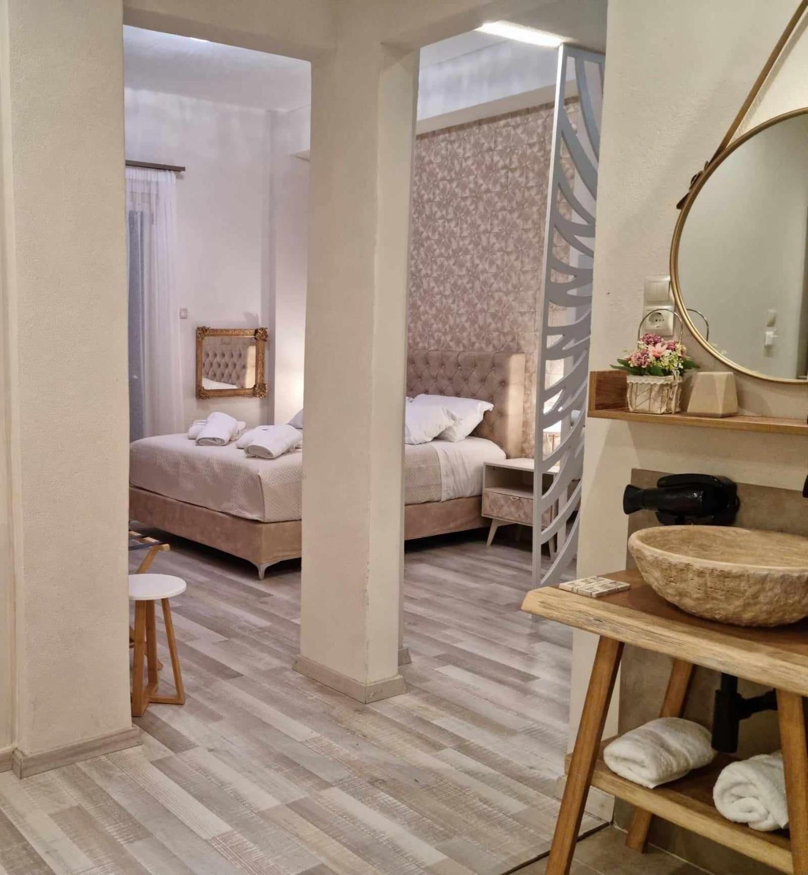 Golden City Center Suites Rhodes City エクステリア 写真