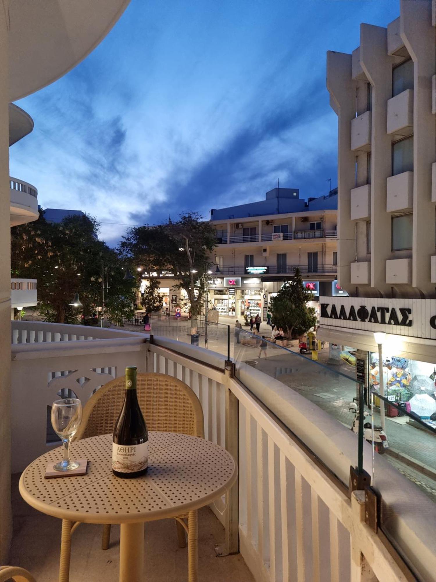 Golden City Center Suites Rhodes City エクステリア 写真