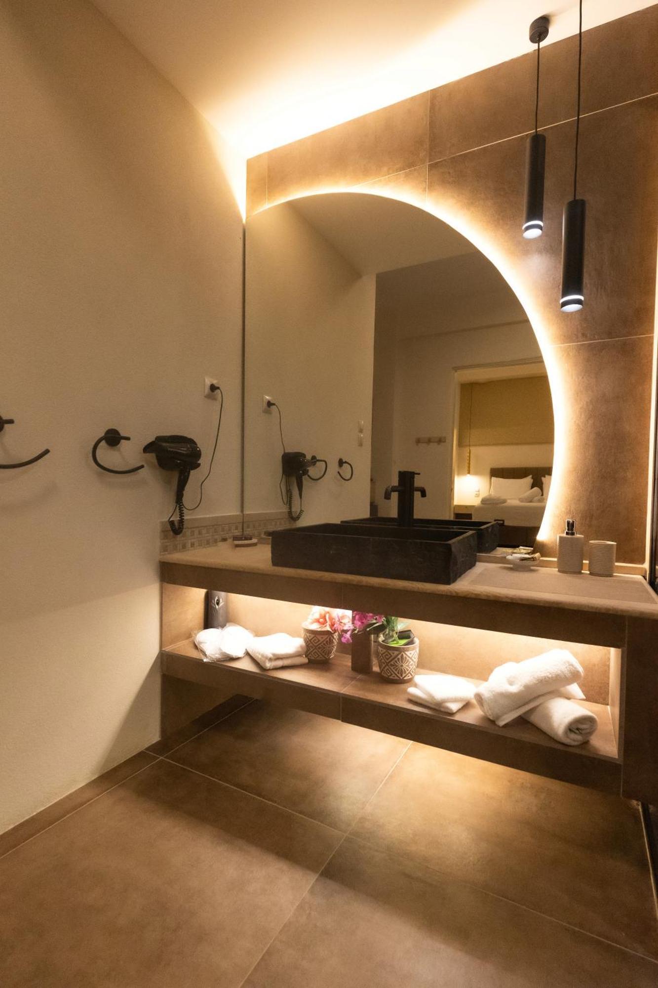 Golden City Center Suites Rhodes City エクステリア 写真