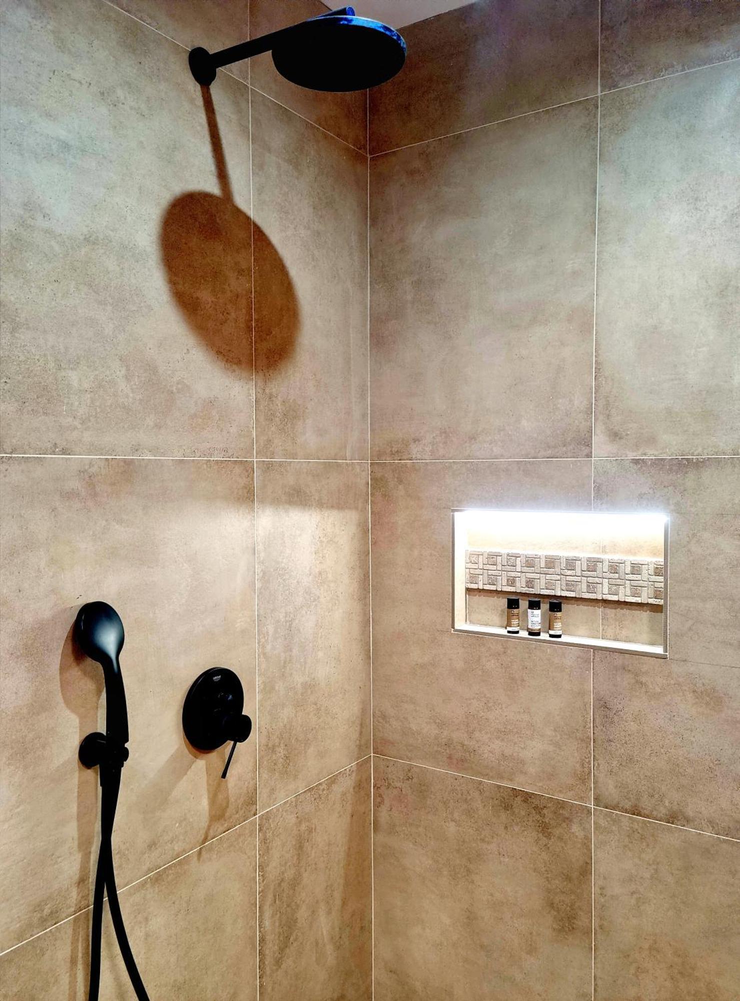 Golden City Center Suites Rhodes City エクステリア 写真