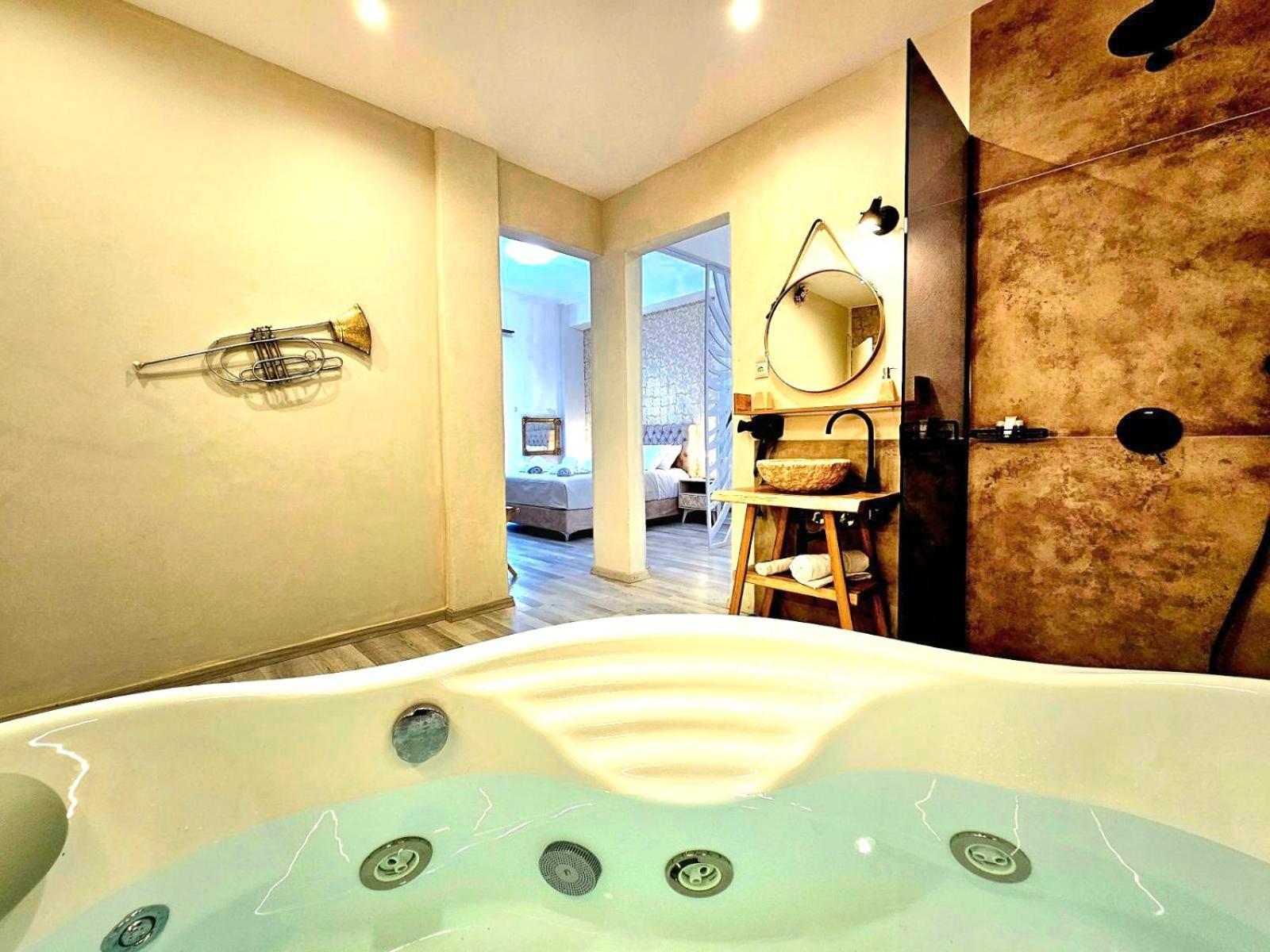 Golden City Center Suites Rhodes City エクステリア 写真