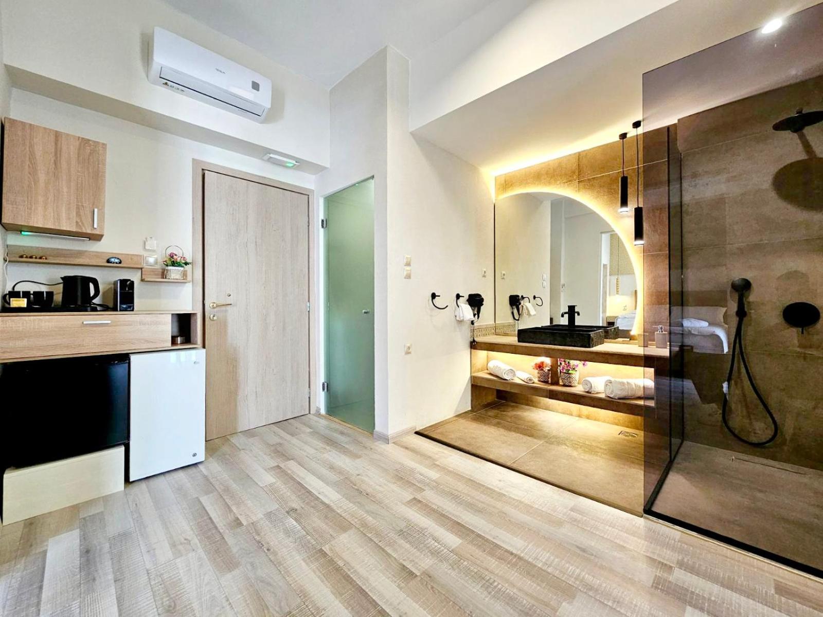 Golden City Center Suites Rhodes City エクステリア 写真